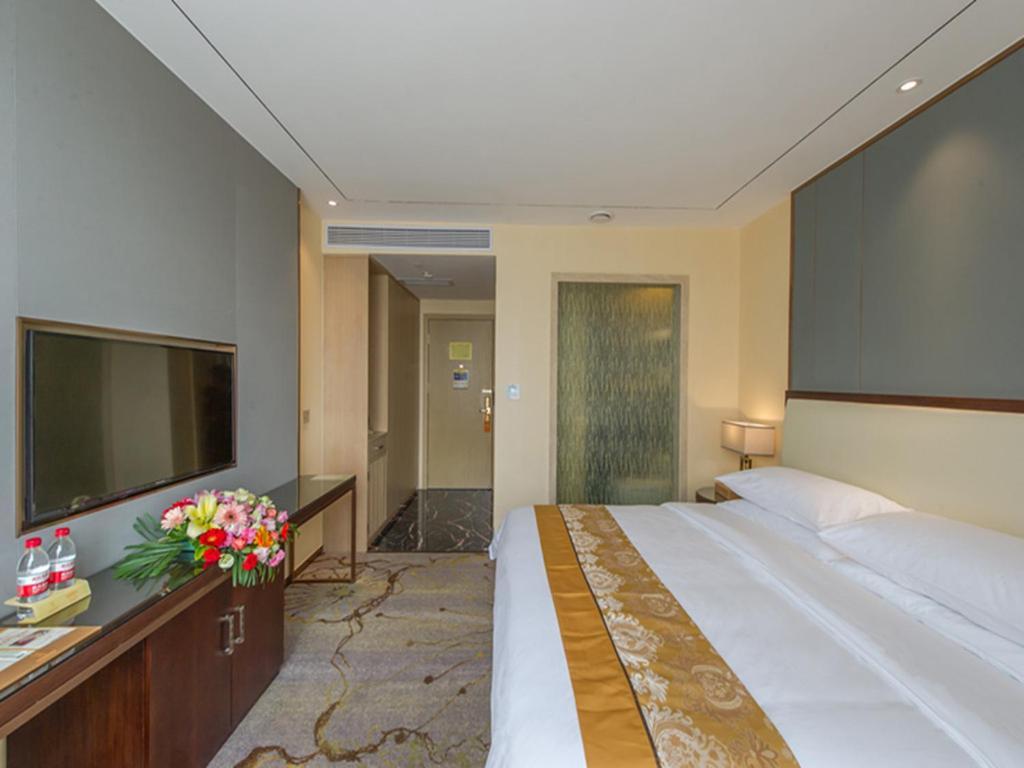 Vienna International Hotel Diecai Wanda High Speed ​​Rail Station Guilin Exterior foto
